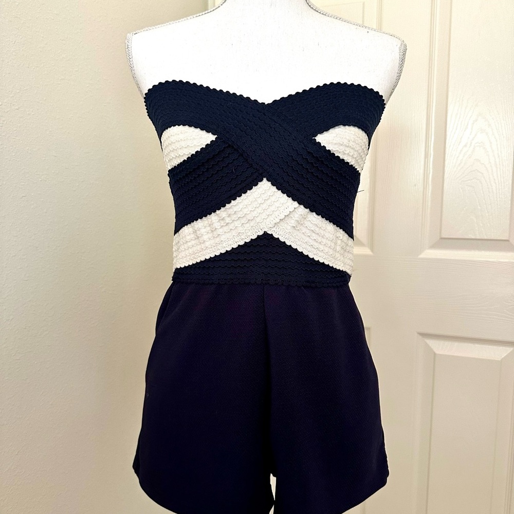 A'gaci Blue and White Strapless Jumpsuit with Crisscross Design